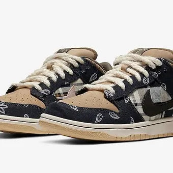 Nike SB Dunk Low Travis Scott